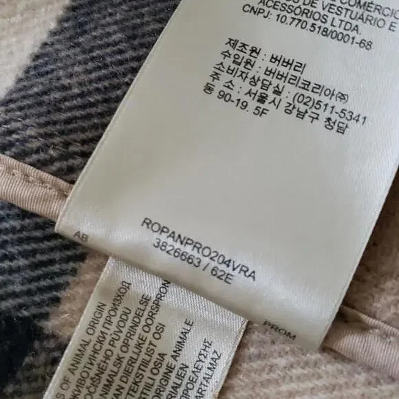 BURBERRY CHECK LINED WOOL TOGGLE DUFFLE COAT WITH FUR TRIMMED HOOD - Picture 10 of 15